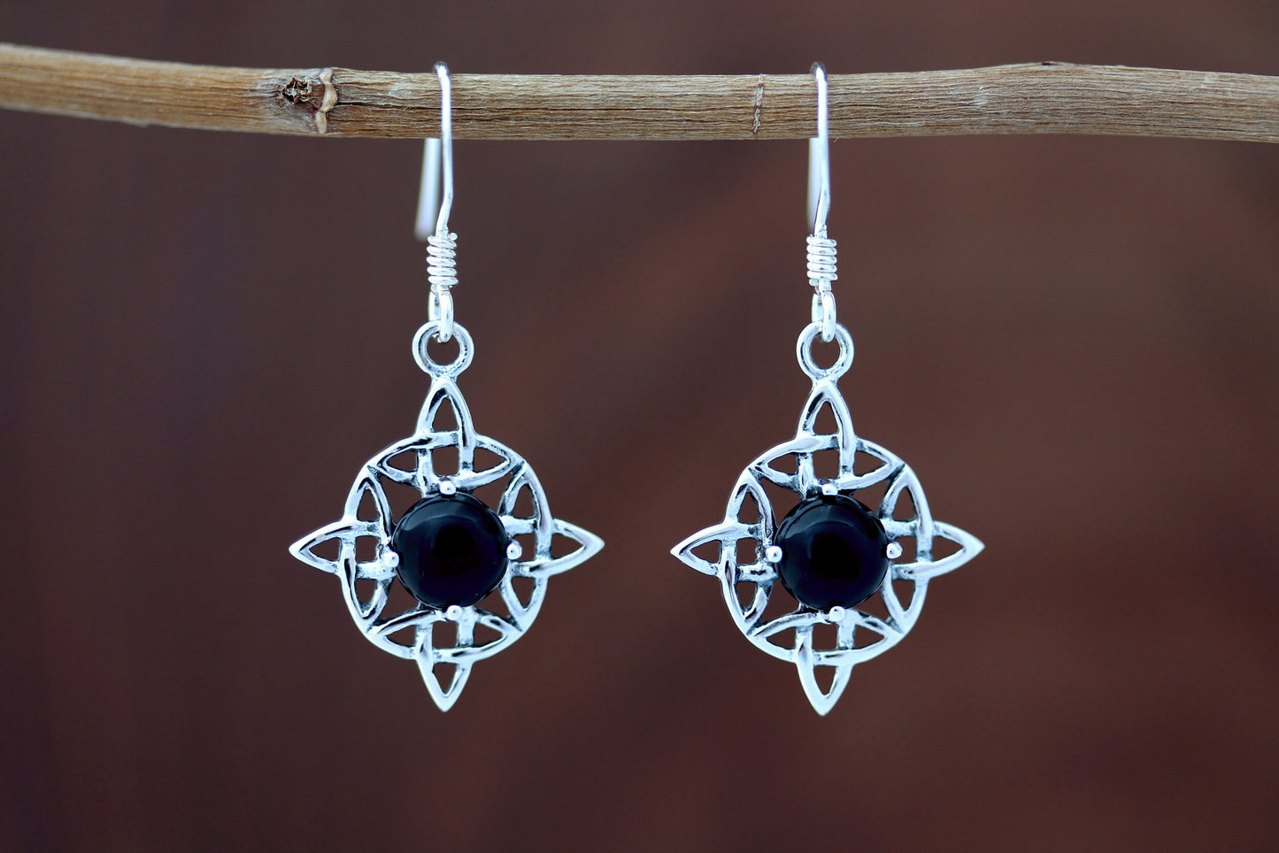 Celtic Knot Earrings - Dara Knot with Black Onyx