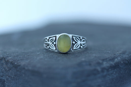 Scottish Marble Ring - Leaf Embrace