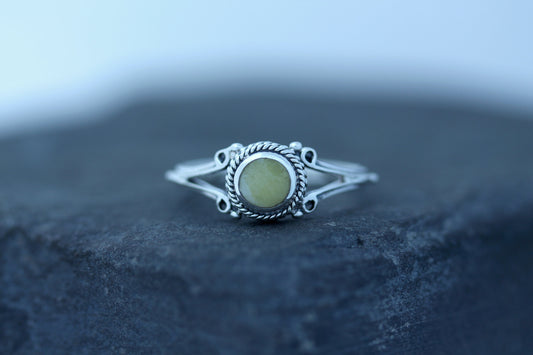 Scottish Marble Ring- Vintage open Arms