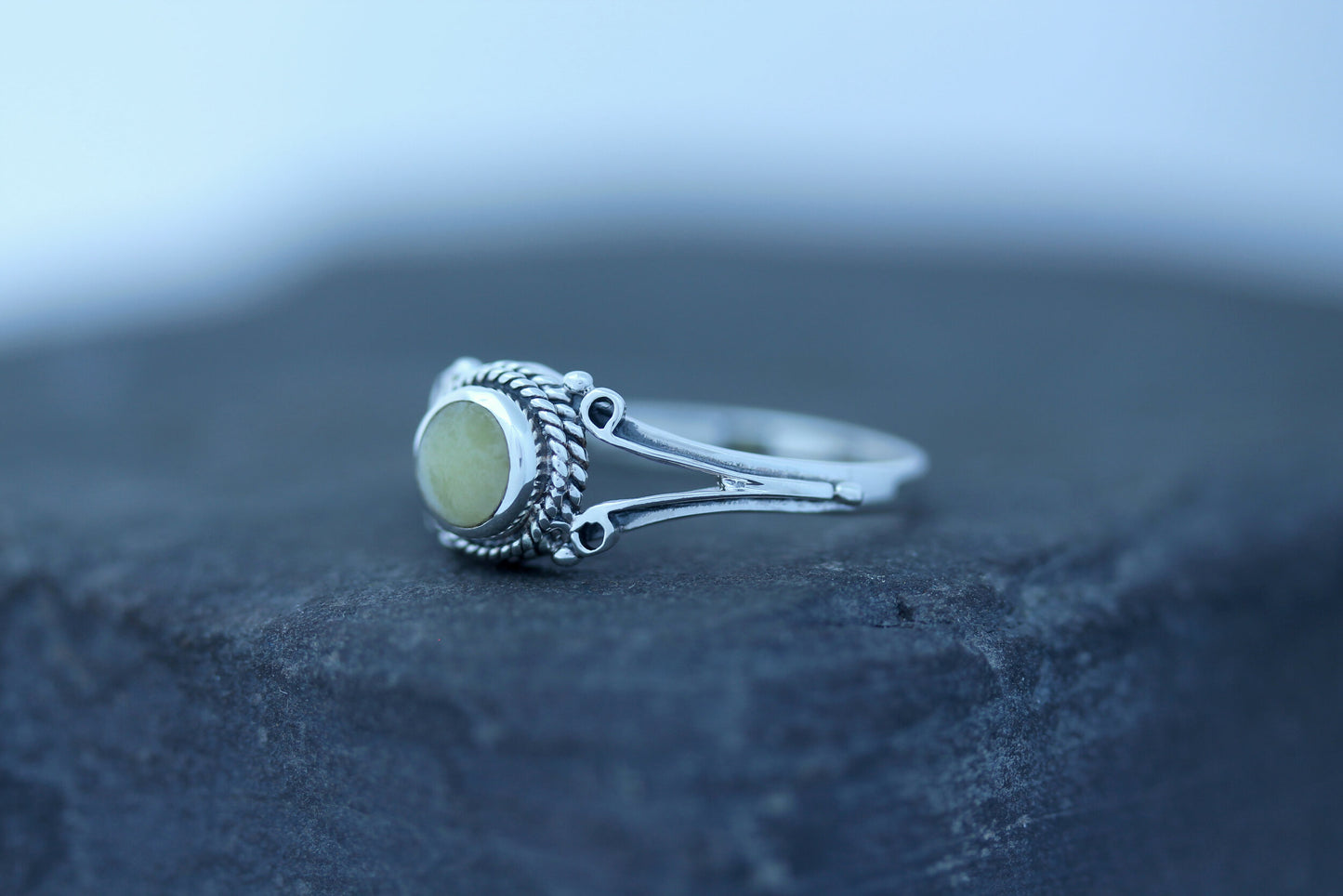 Scottish Marble Ring- Vintage open Arms