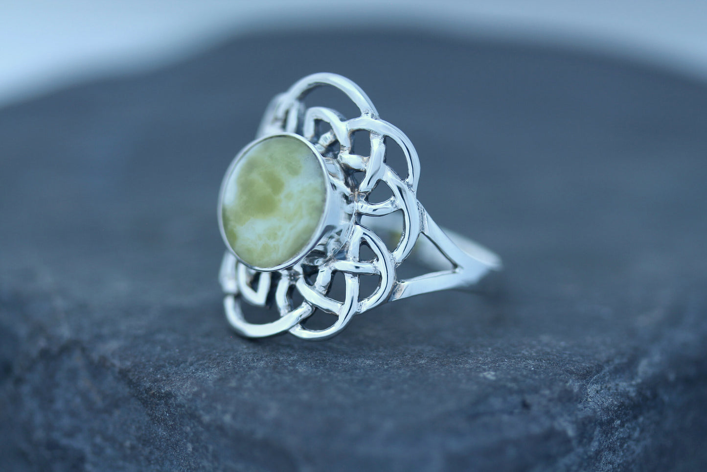 Scottish Marble Ring - Celtic Flower