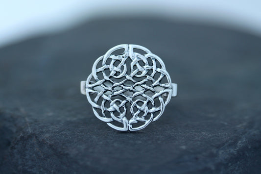 Celtic Knot Ring - Flat Dara Knot