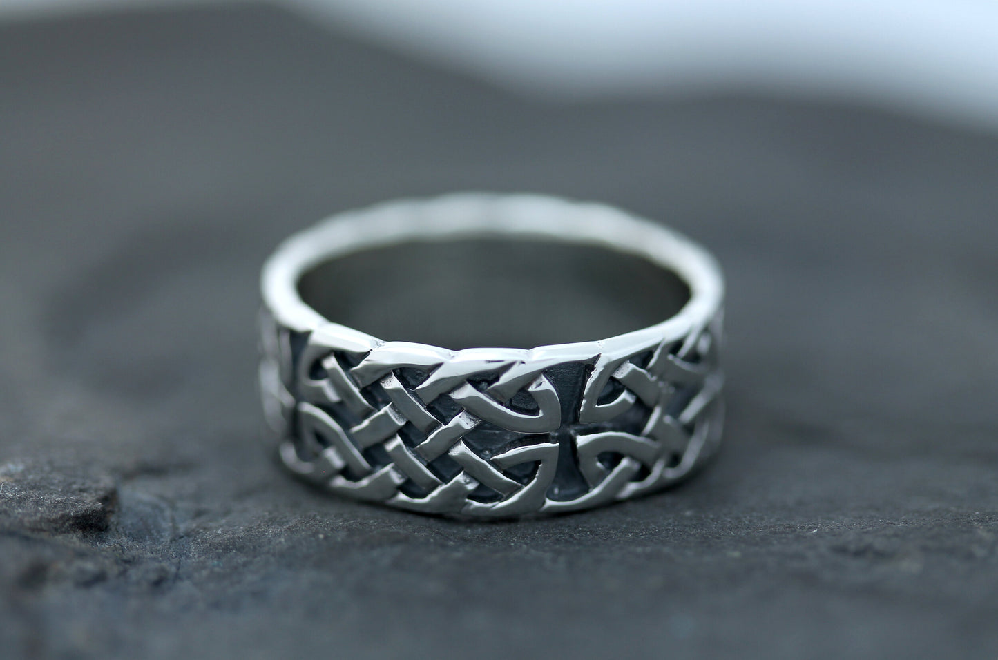 Celtic Knot Ring - Antique Double Weave