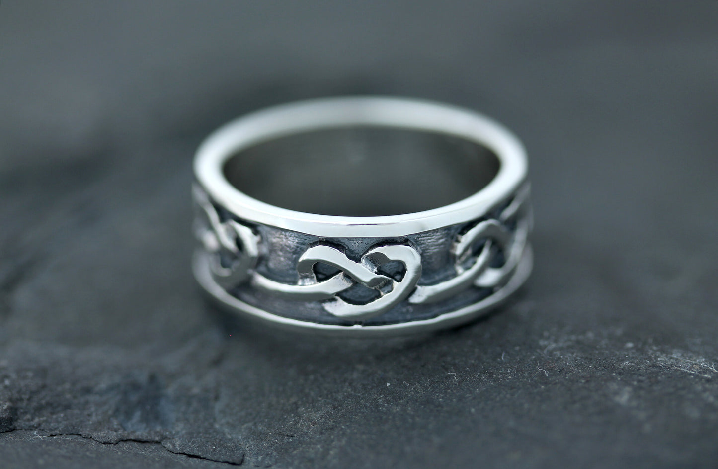 Celtic Knot Ring - Soild Rope Knot