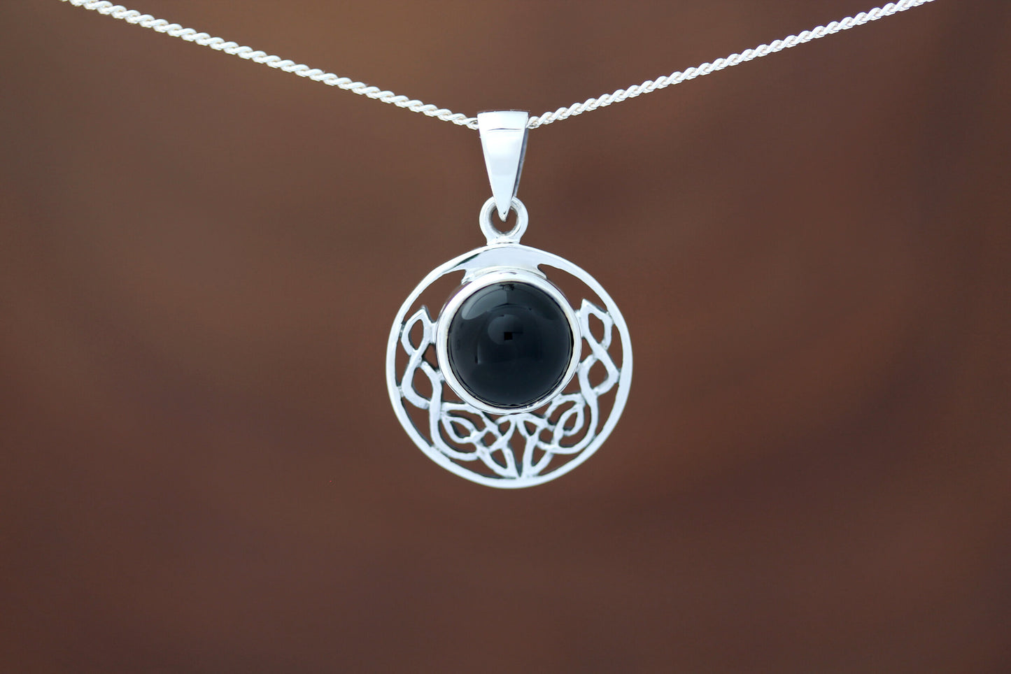 Celtic Stone Pendant - Round Half Moon Knot with Black Onyx