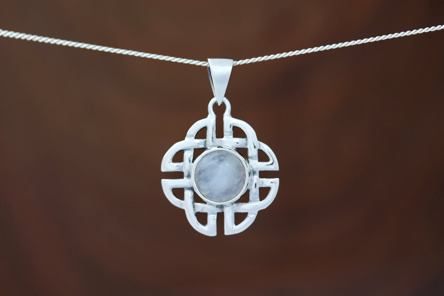 Celtic Stone Pendant - Quaternary Knot with Moonstone