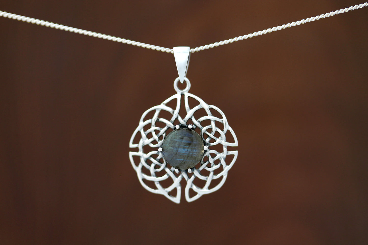 Celtic Stone Pendant - Dara Knot with Labradorite