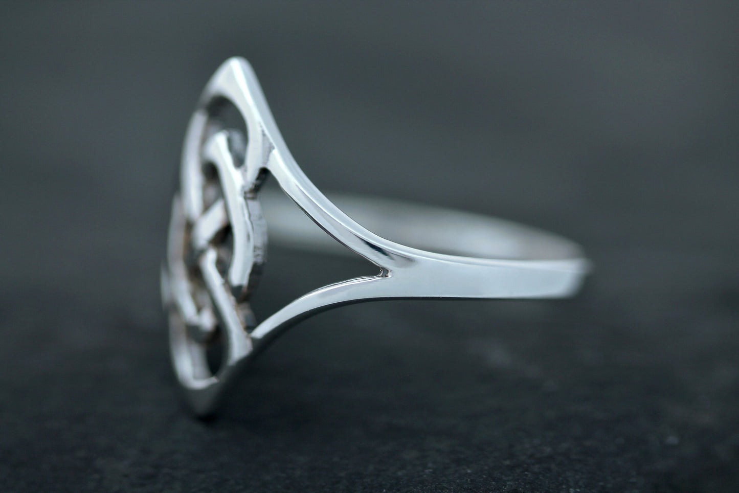 Celtic Knot Ring - Pointed Eternity