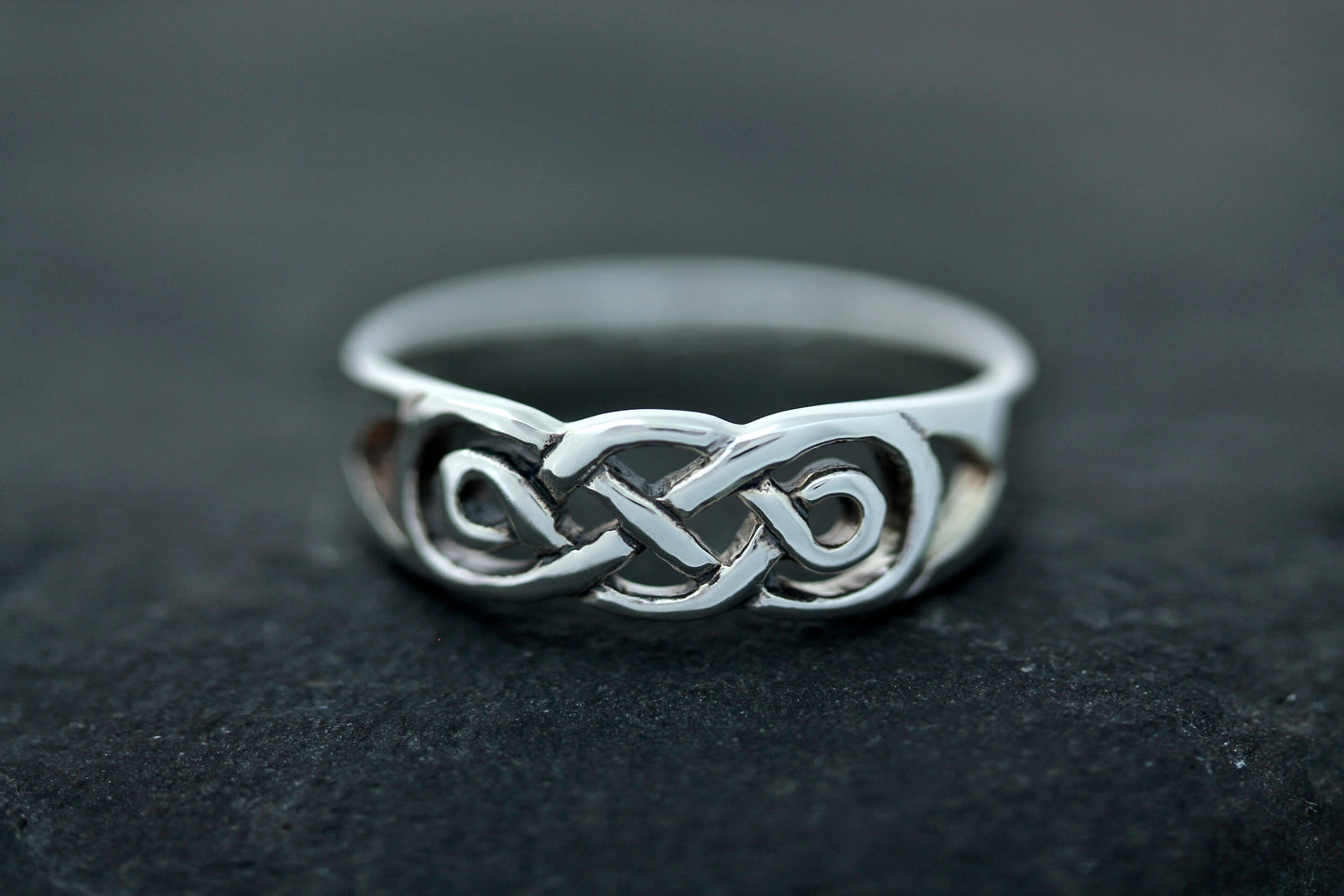 Celtic Knot Ring - Eternal Window