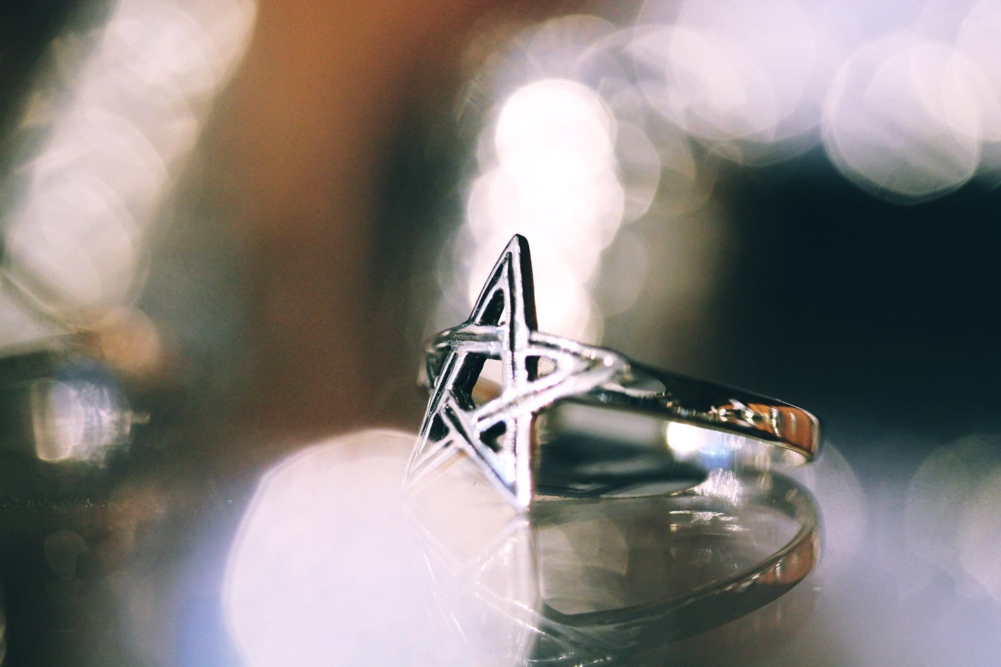 Contemporary Ring - Simple Pentacle