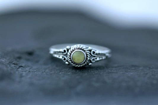 Scottish Marble Ring - Antique Dotted Arms