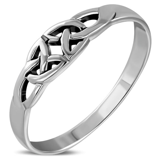 Triquetra Ring - Delicate Union